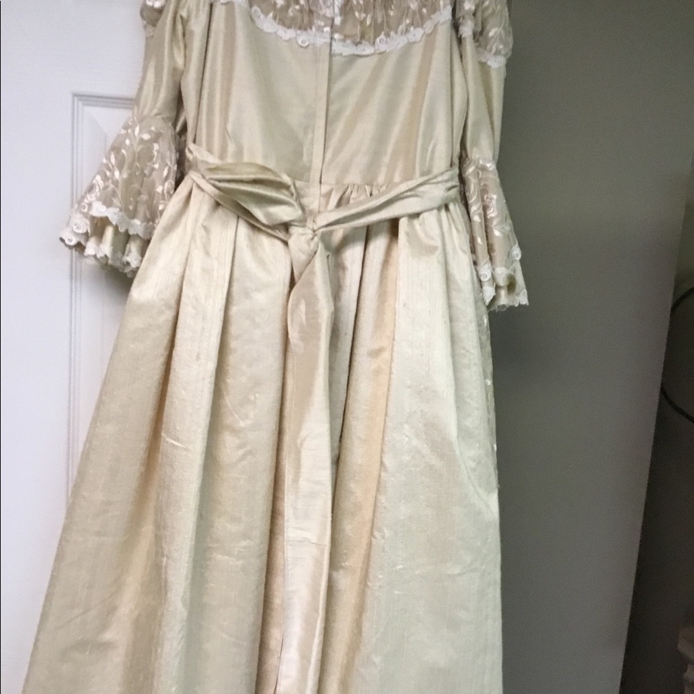 Communion dresses - Picture 4 of 8